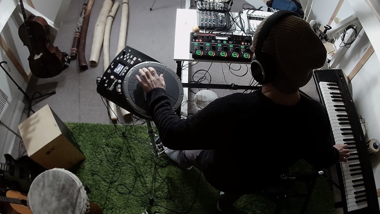 Live Looping Multi-Instrumentalist | Experimental Fusion Music Improvisations by Sounds of Pangea