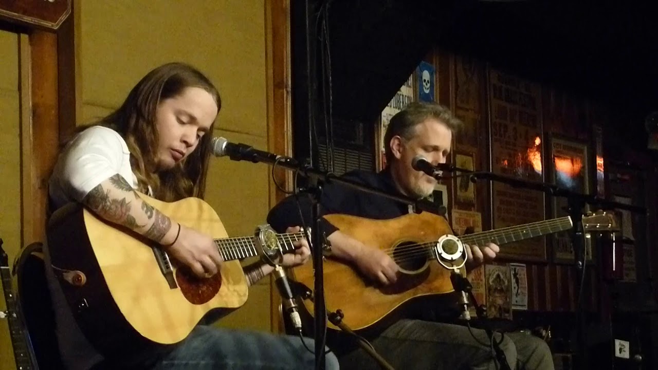 Bryan Sutton & Billy Strings 