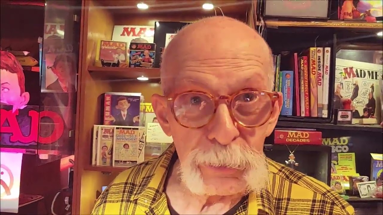 Trek 2 To Old Tech: The iPod Touch & the Xtreme Mac 3-in-1 Micro Dock