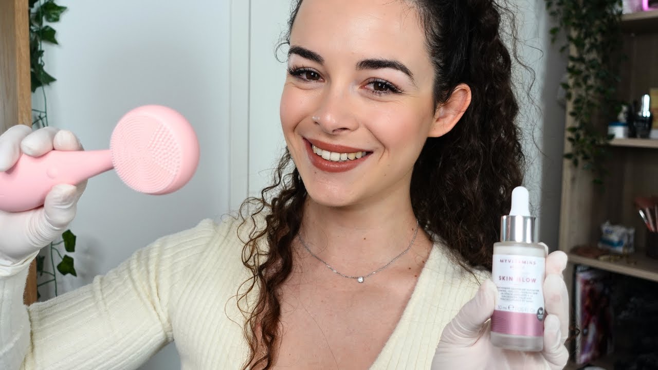 ASMR [Roleplay] - Diagnostic et soin du visage chez l'esthéticienne ✨