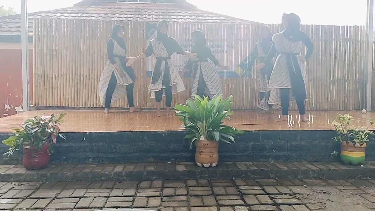Tari Gandrung Bandung 