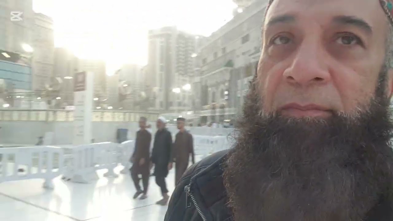 Makkah tul mukarama mi tilawat e quran majeed sourah al sajjda masha Allah aayat na 1to8 hafiz qasim