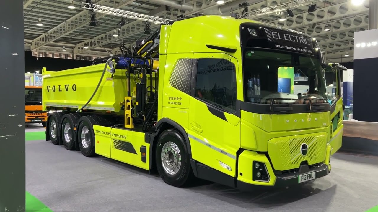 Volvo FM F12 FWL (2024) Walkaround - Road Transport Expo 2024