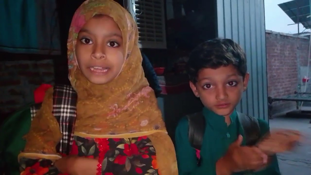 Zain khal raha tha or Bache achanak a gae| rehana azhar
