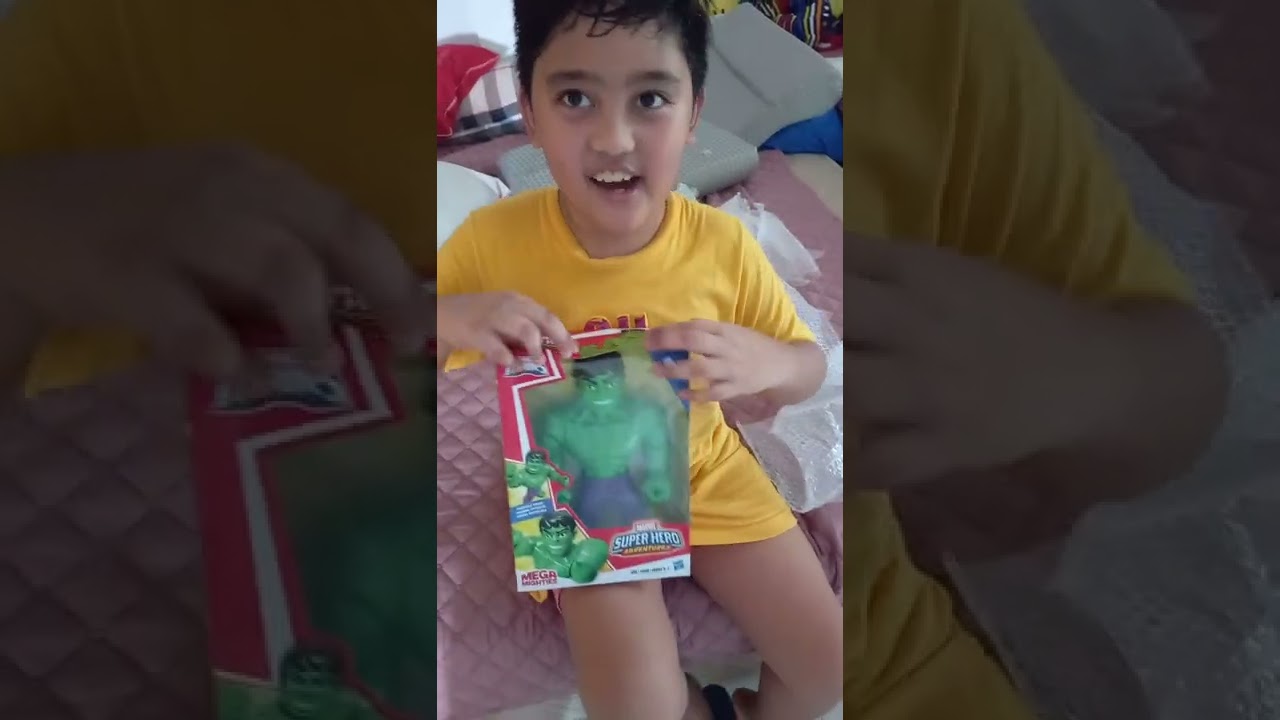 Unboxing the Hulk Mega Mighties