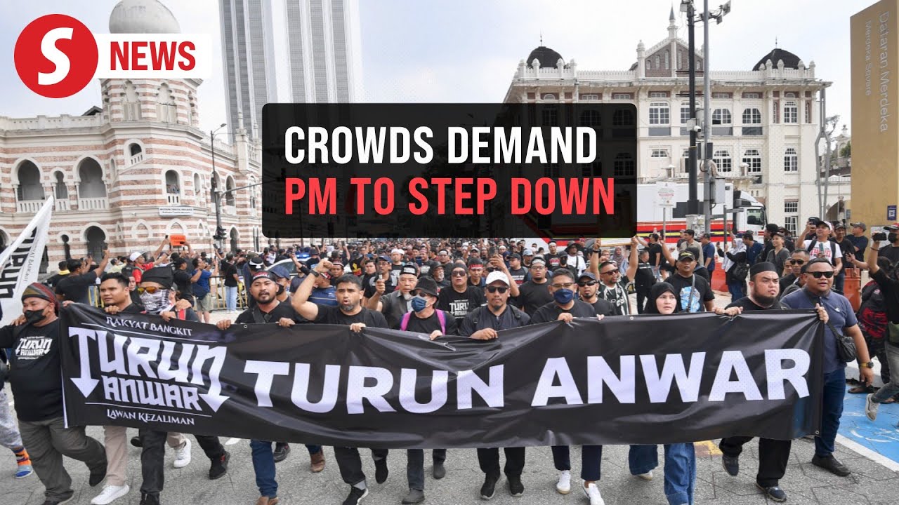 Protesters gather at Dataran Merdeka demanding PM's resignation