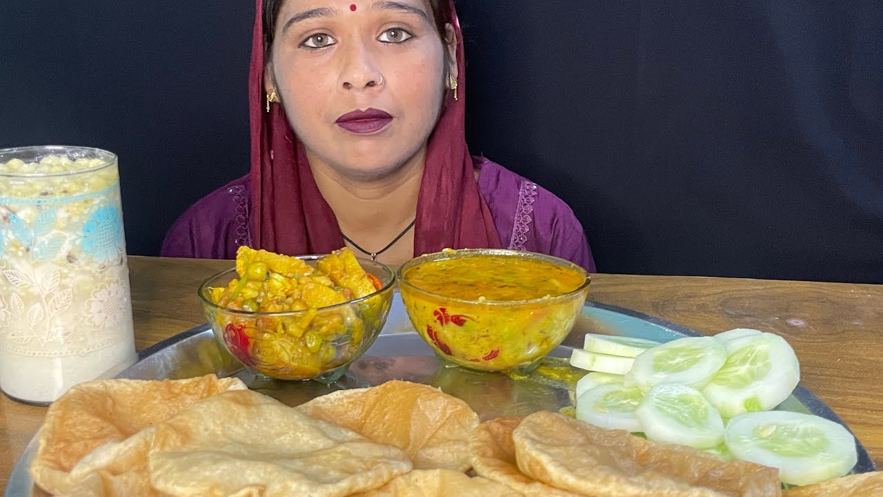  ASMR Puri Aalu gobe or rayta eating 