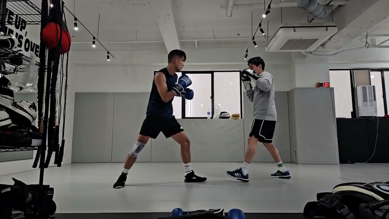 Boxing Technical Sparring 5 rounds  in Tokyo, LIT GYM 💡 🥊