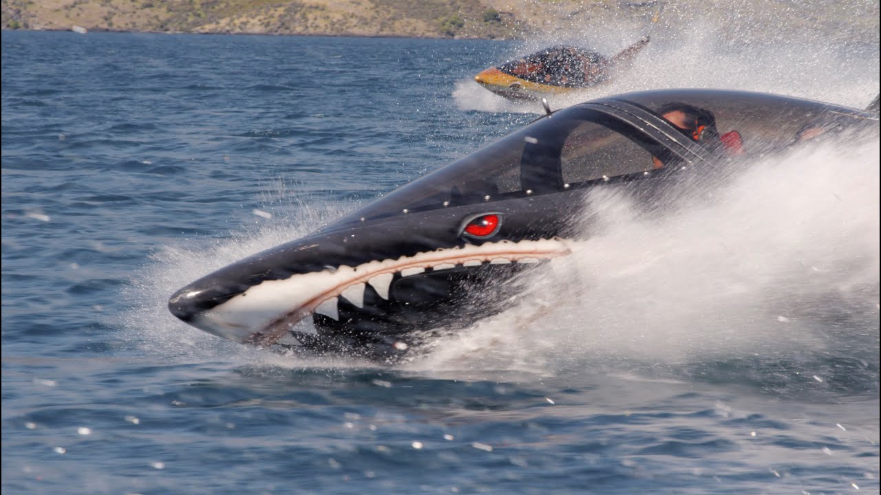 Hydro Attack Semi Submersible Shark Ride 2022