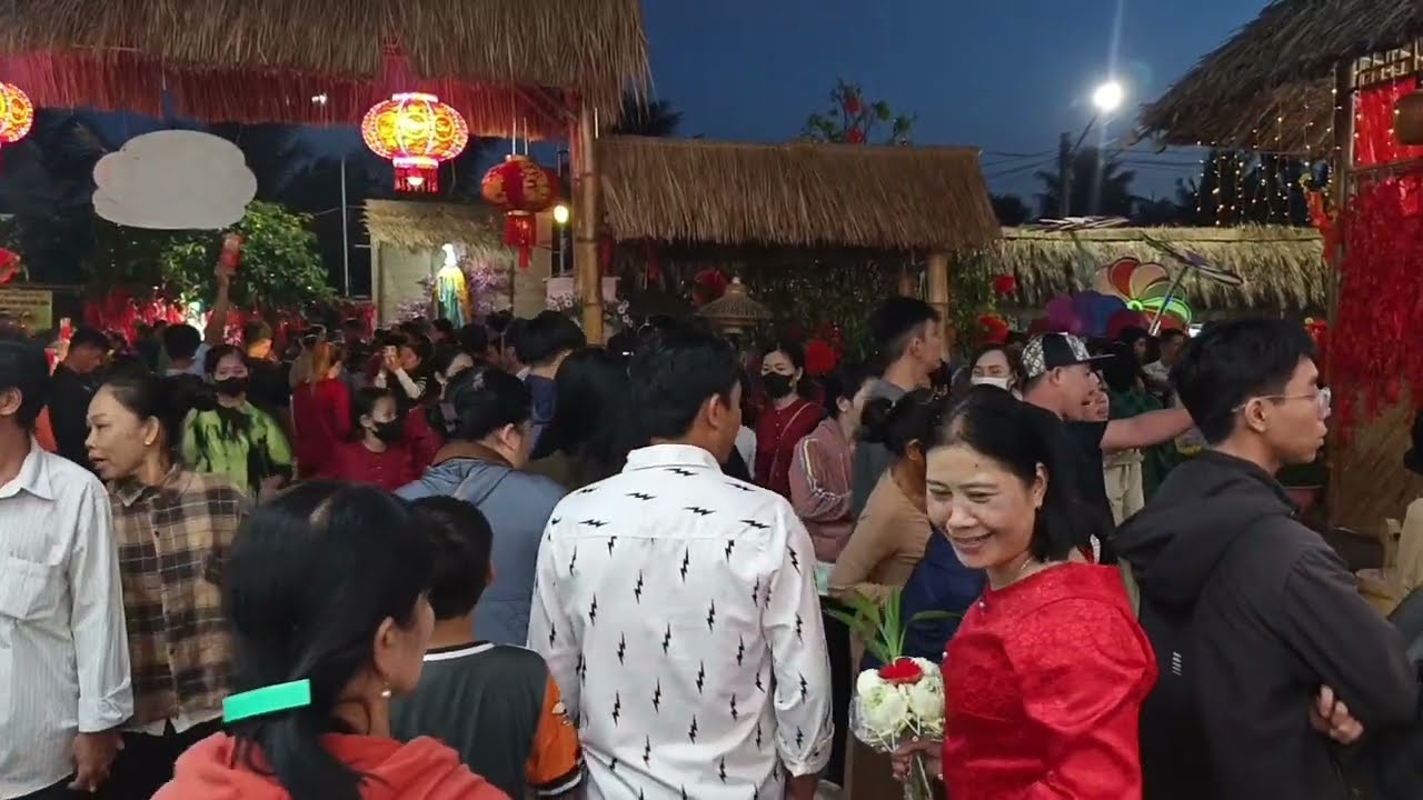 Buổi tối mùng 1 Tết Bính Ngọ 2026 tại Mẹ Mẫu Tiền Giang 
