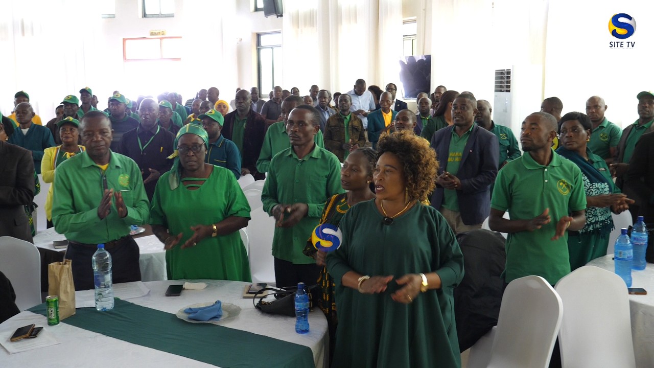 CCM Mbinga wapokea utekelezaji wa Ilani ya wilaya waipongeza serikali kwa kusimamia utekelezaji.