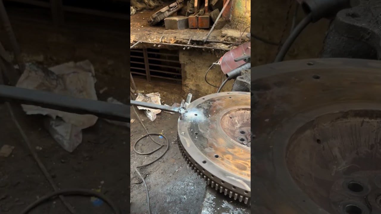 Bolt stuck in truck pressure plate | Indian truck mechanics