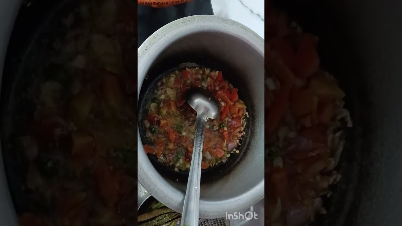 Radhe radhe 👏 Tasty Dal and rice recipe 😋🤤....@sarita_vlogs167 