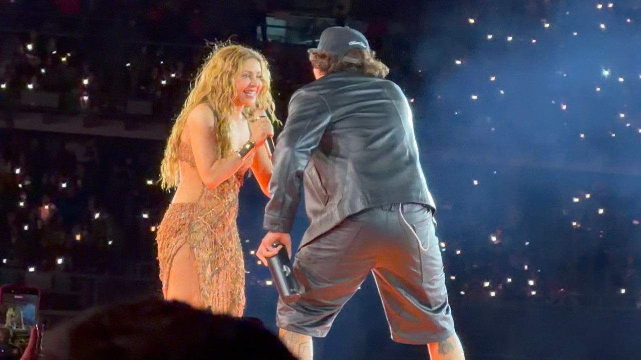 Shakira - Hips Don't Lie ft. Be&eacute;le (Clip) (LMYNL Tour Live Mexico City, 2-27-26) (4K HDR, HQ AUDIO)
