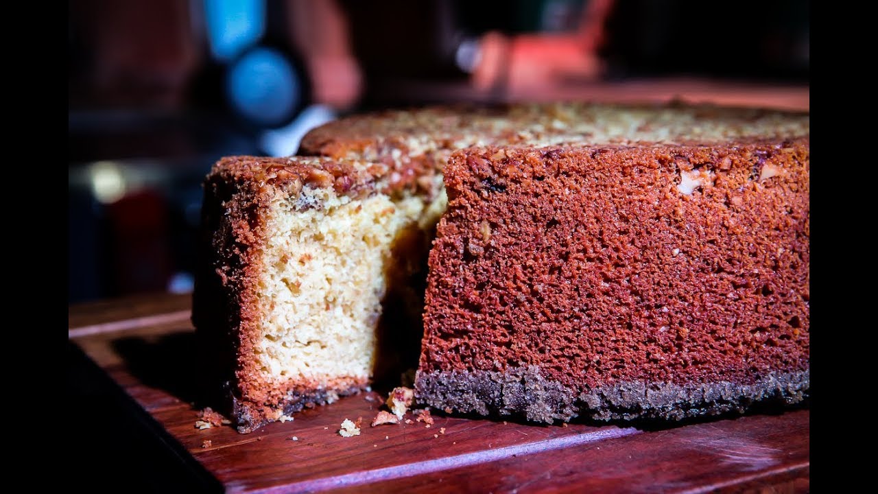🍰 Cayman Island – Karibischer 🥃 Rumkuchen aus dem 🥘 Dutch Oven [Deutsches Rezept]