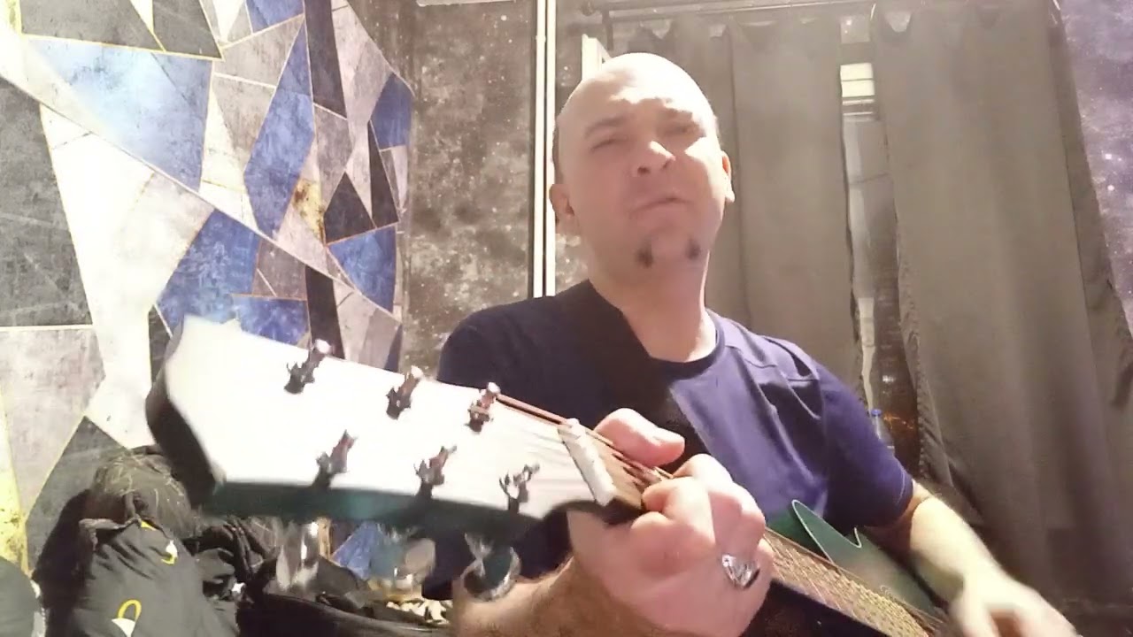 Отрывок песни из Сплин.