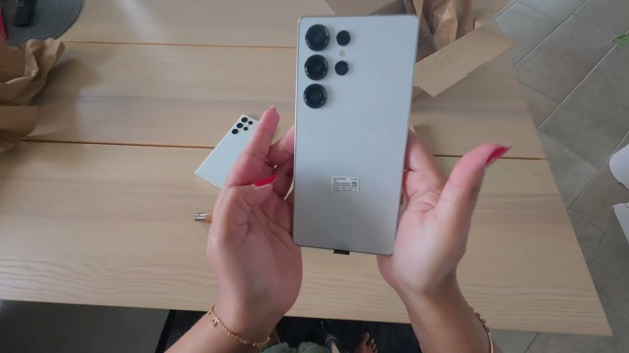 Unboxing S25 ultra