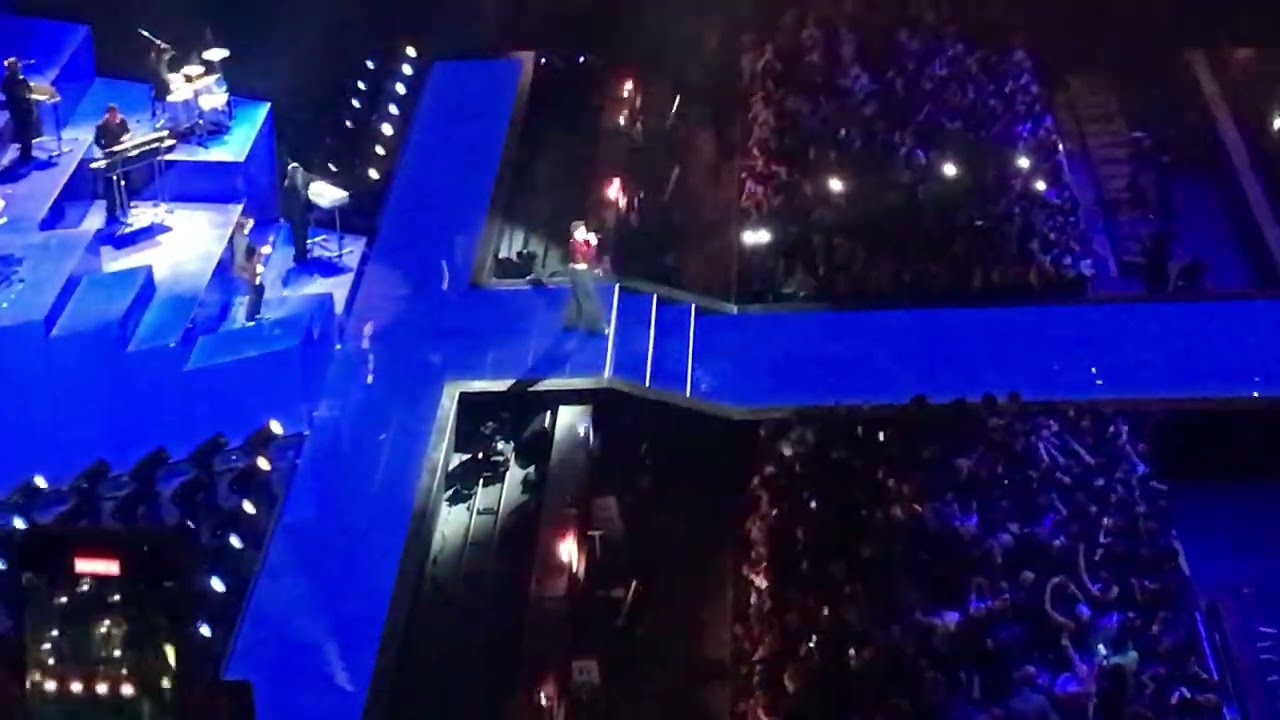 Harry Styles sings as it was at The Brit Awards 2023