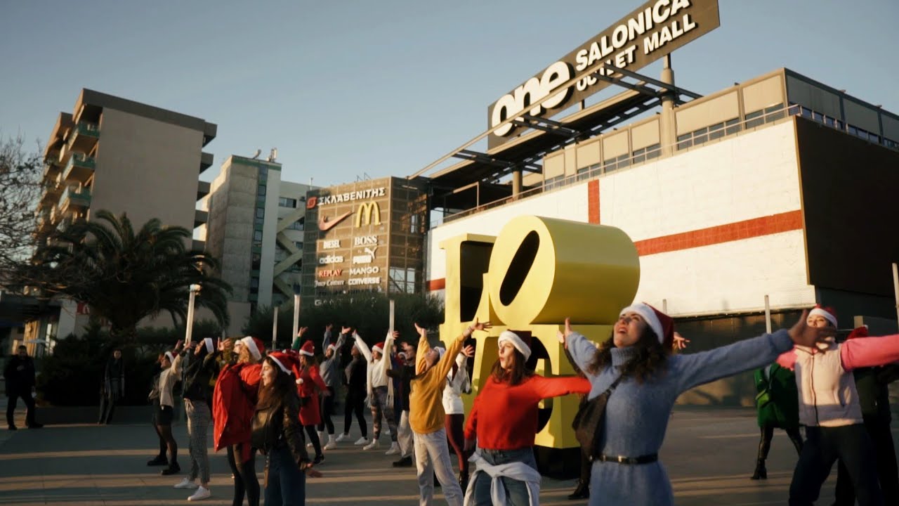 Christmas Flash Mob @ One Salonica