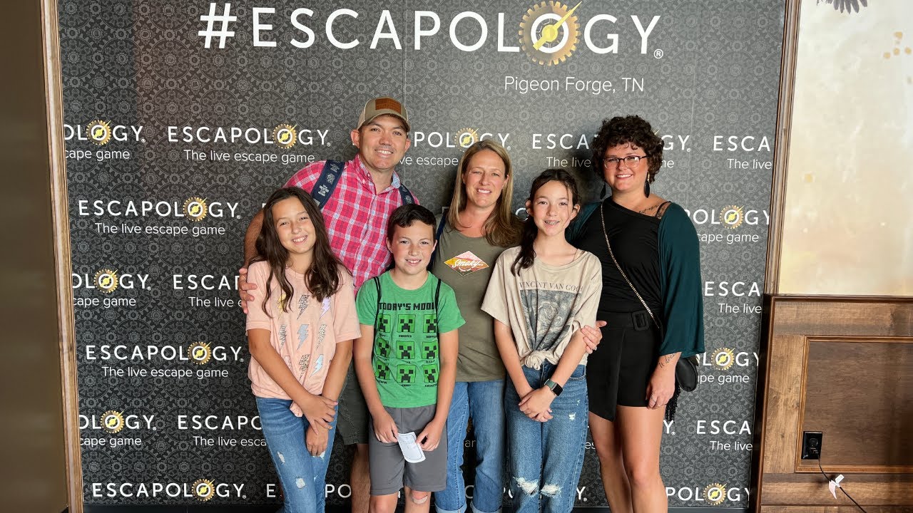 Escapology Escape Rooms In Pigeon Forge, TN (Full Tour)