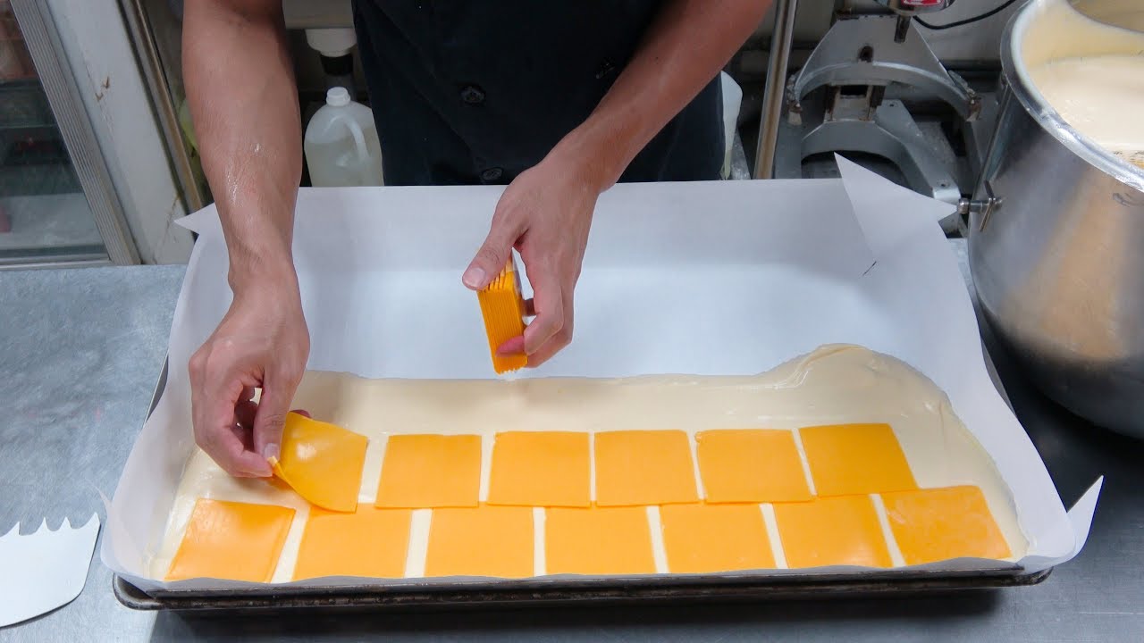 How Jiggly Cheesecake is Made