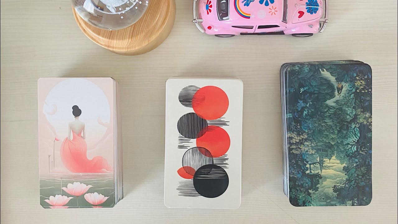DESTE SEÇ 🔮 HAYATINA KİM GİRECEK? 💘 TAROT 💖