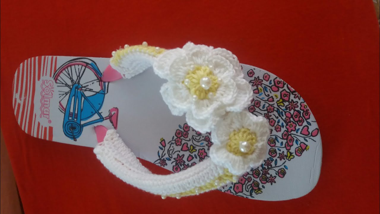 SANDALIAS ADORNADAS A CROCHET