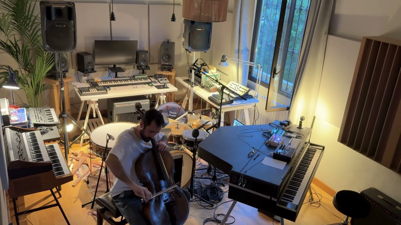 Antonio Cortesi &ndash; Cello and Electronics | Live Studio Session