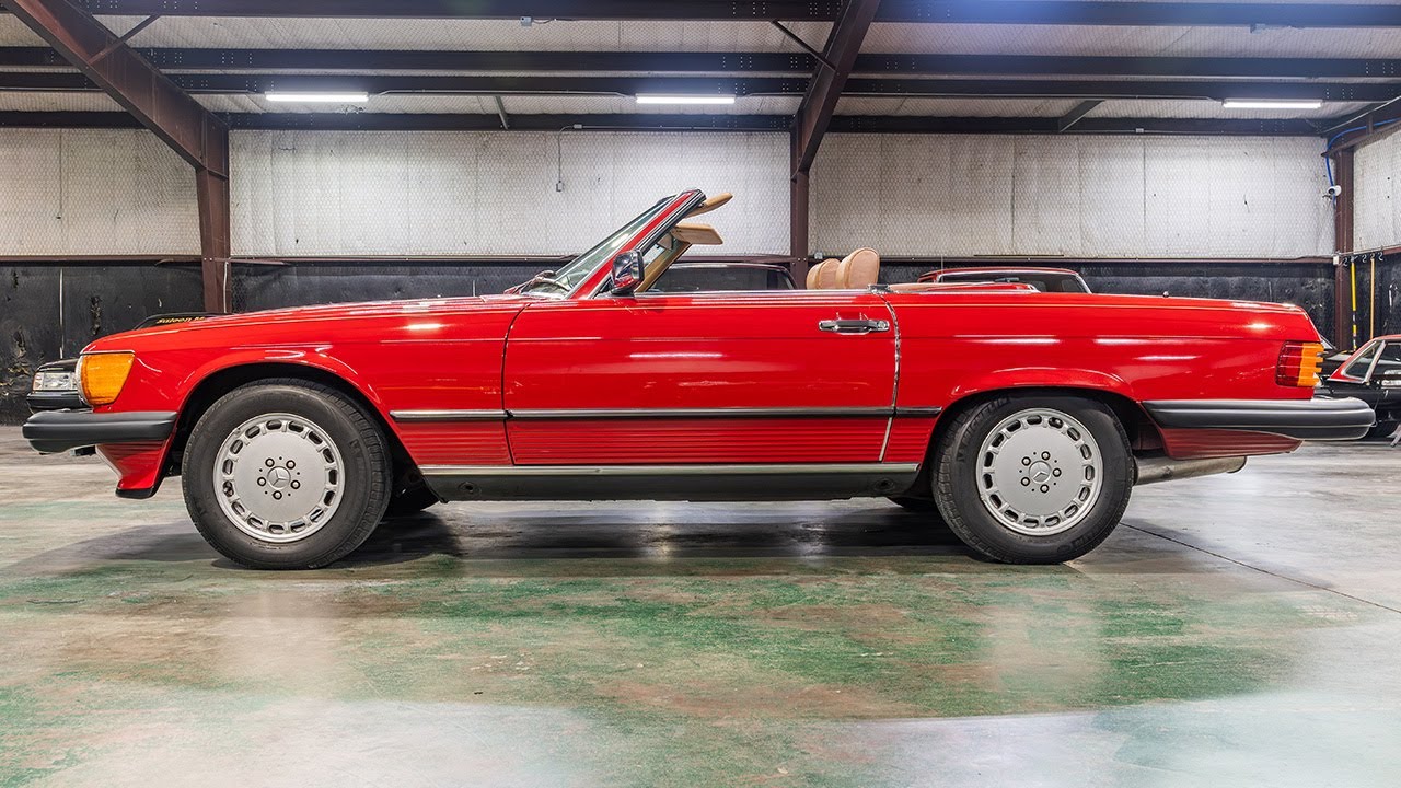 1986 Mercedes 560SL Test Drive Review |  PC Classic Cars #051392