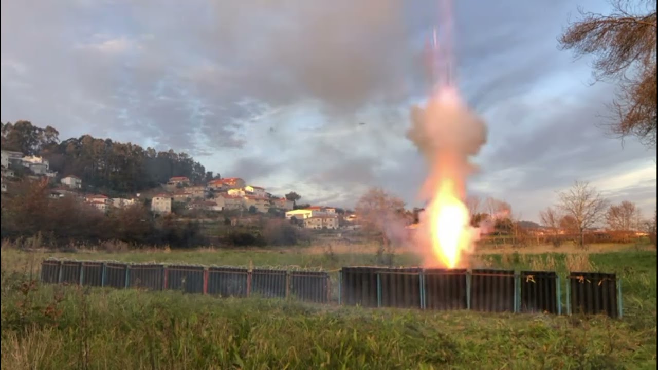 Visão do lançamento do fogo diurno 