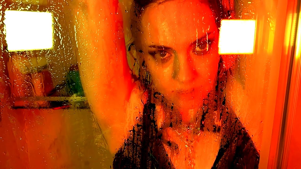 Veela - Versatile (Music Video)
