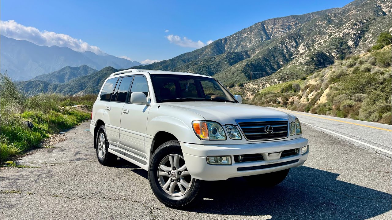 Lexus LX470 2003 года выпуска, пробег 219 000 миль. В хорошем состоянии. Продается.