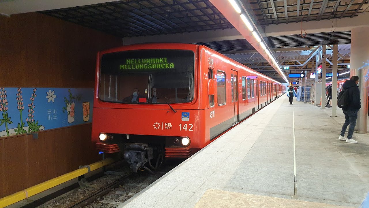Metro trains & passenger trains in Helsinki and Southern Finland - late 2021