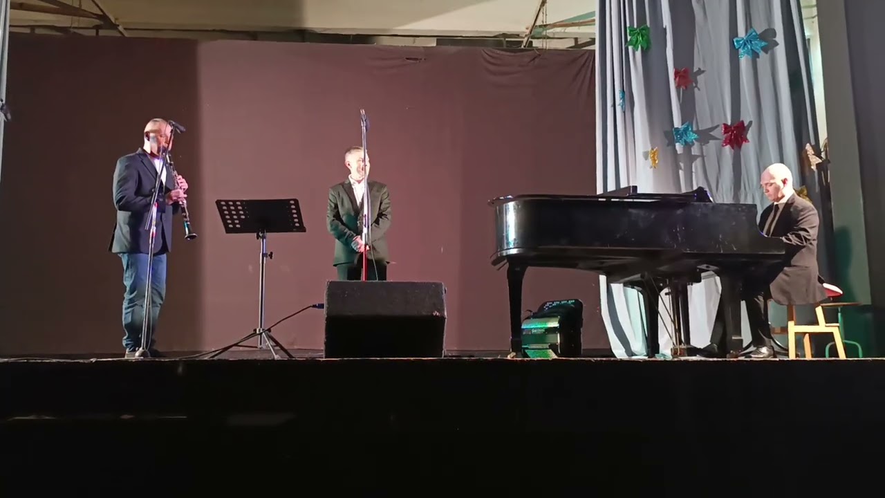 A што ћемо љубав крити