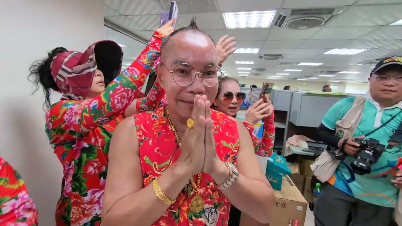 媽祖婆離開後又返回..也想參觀吊車大王的豪宅？？...-2025白沙屯三媽竹北贊境（2）