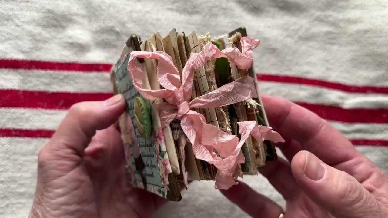 LITTLE TINY CHUNKY Vintage-Style Junk Journal
