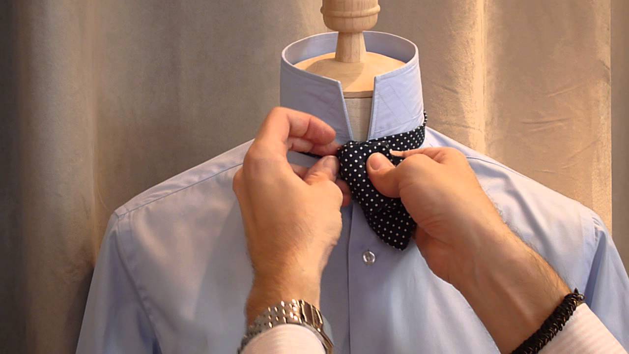 Comment nouer un véritable noeud papillon - Tutoriel Men's Code