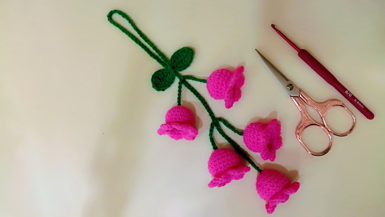 باترون تعليقة زهور التوليب كروشيه سهل وبسيط |ميدالية او للسيارة خطوة بخطوة #crochet #توزيعات