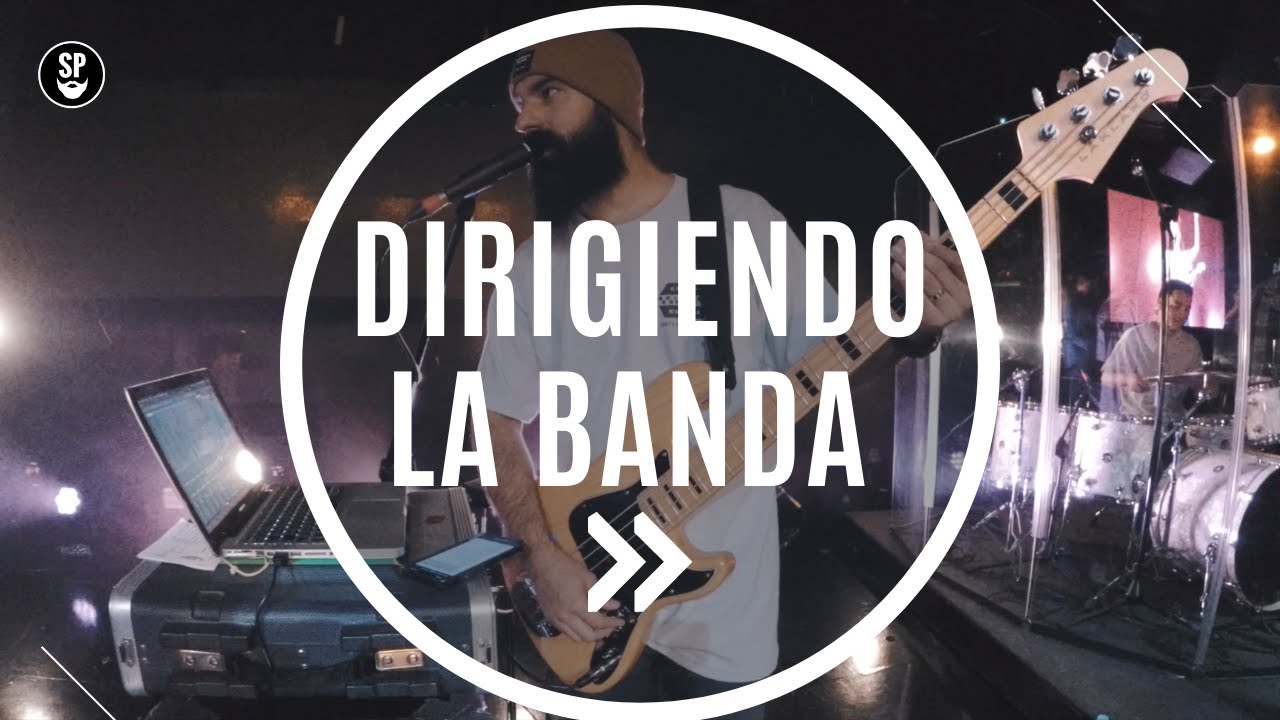 Dirigiendo el equipo de alabanza ¿Qué escuchamos en los audífonos?