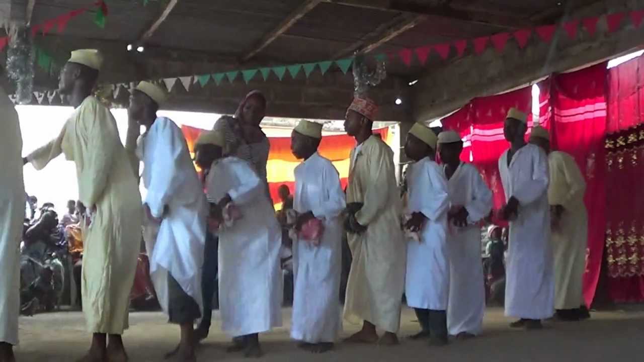 salimani hambou msaidié tchalé ngoma00070.MTS