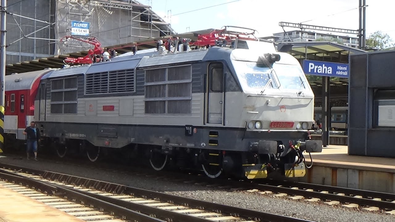 Vlaky - Praha hl.n.- 29.7. 2015