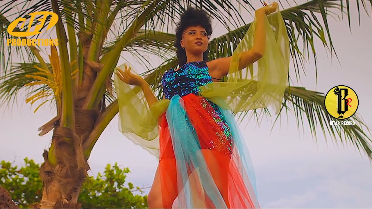 Sly'A - Appelle-moi (Official Music Video)