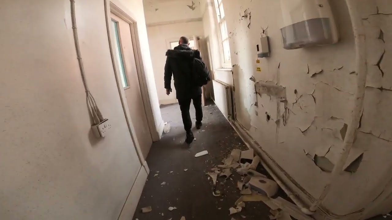 Whitchurch asylum, day time explore