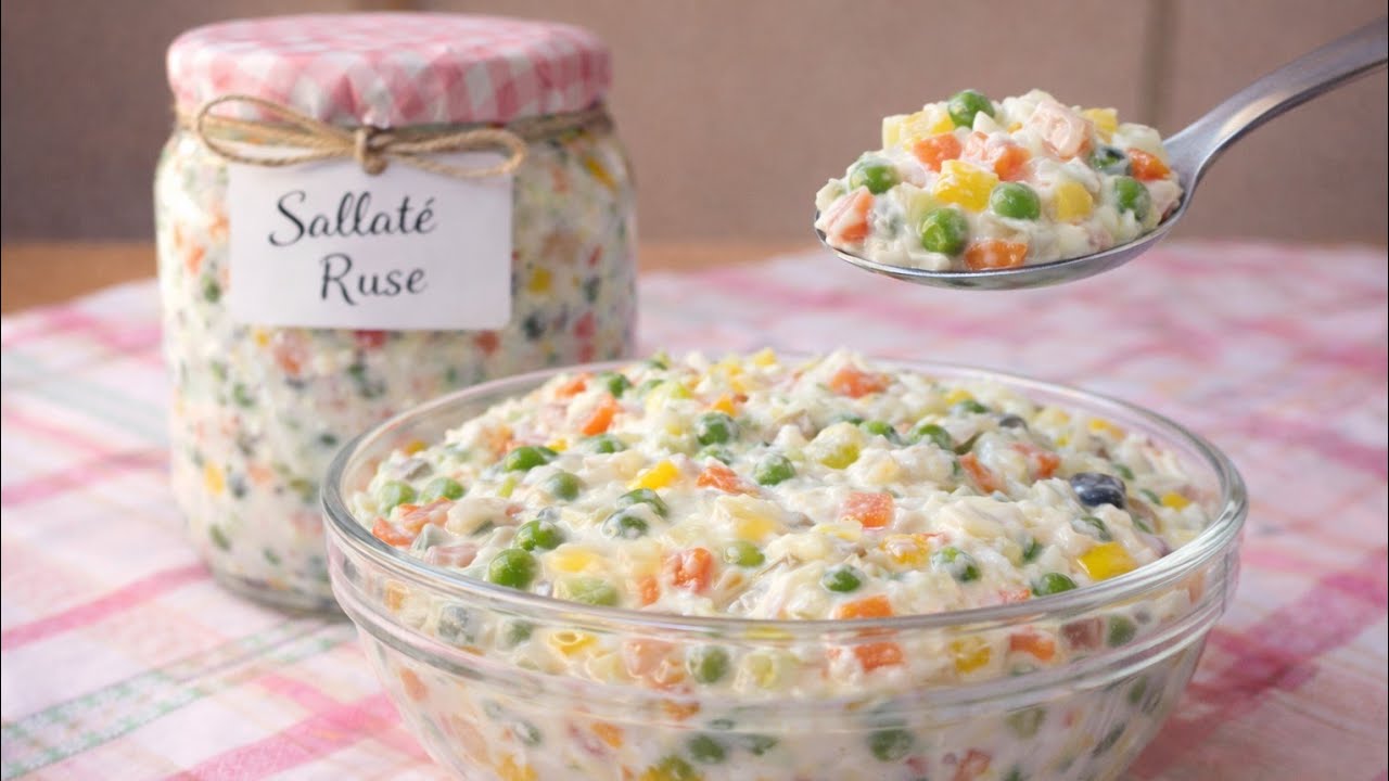 Pa Sallatë Ruse S’Ka Festë — Receta e Fundvitit që Të Gjithë Duan!