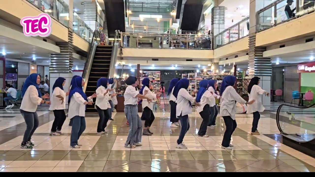 MATI  LAMPU  2025  Line dance Koreo Fenty,Maya, Lis Rahma  Demo TEC Sby