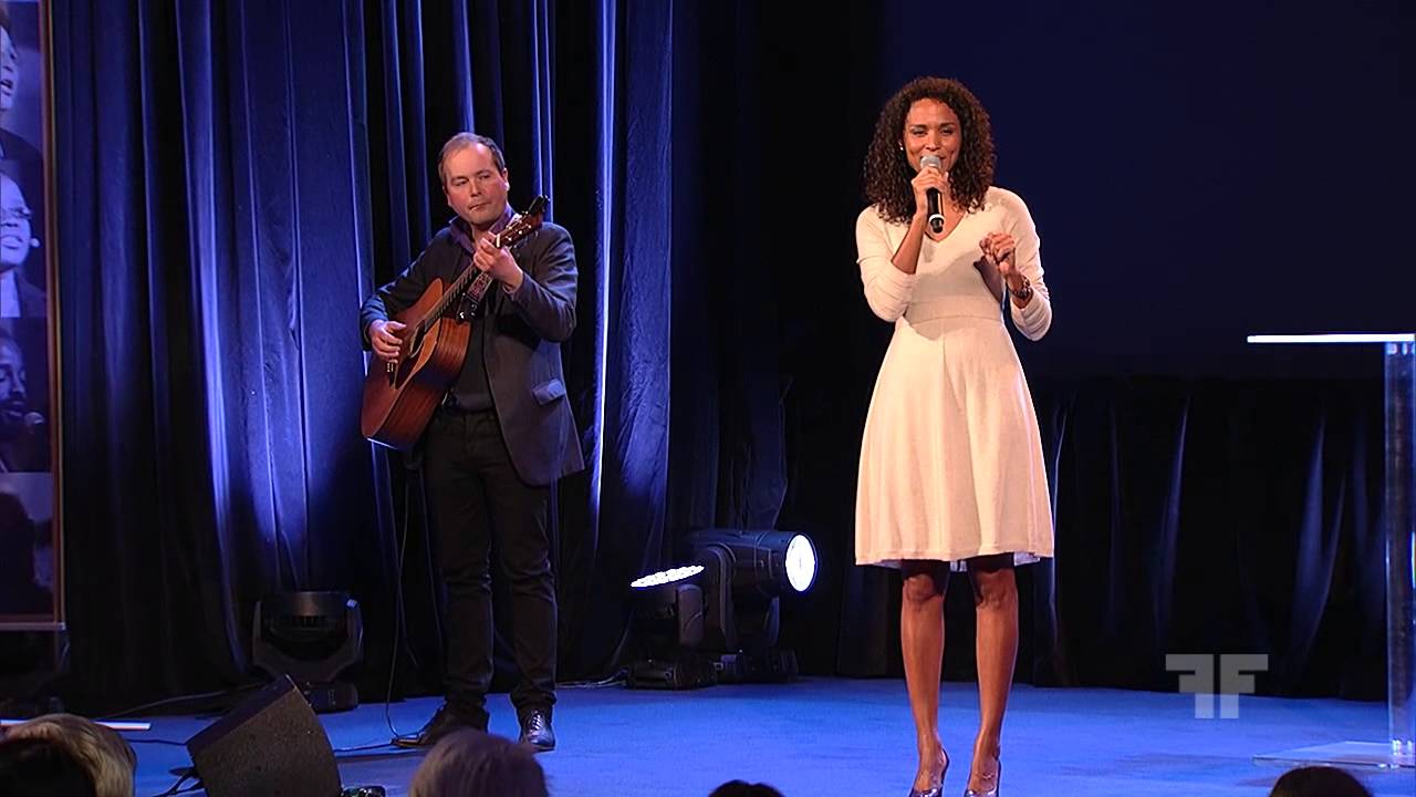 Haddy N'jie | Drømmen om Morrada'n