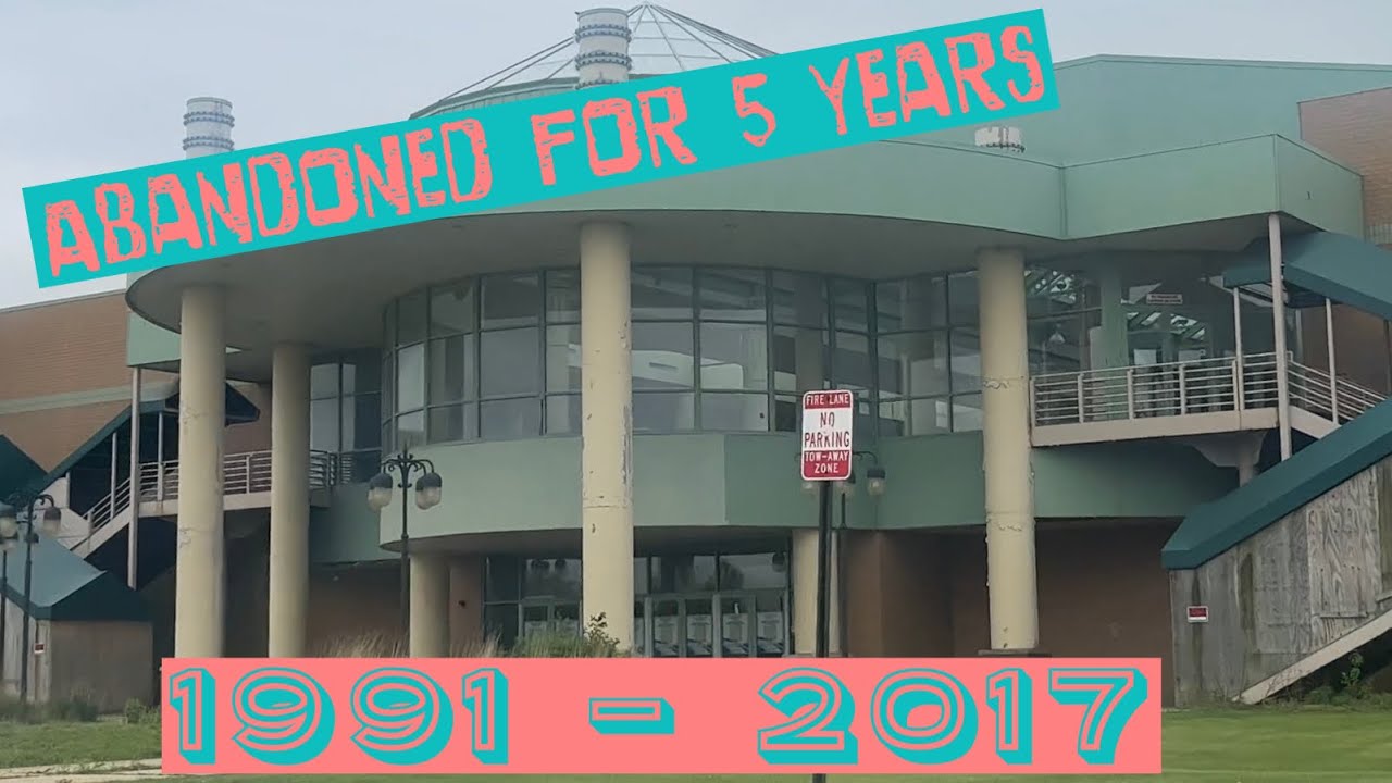 In Memoriam | Abandoned Charlestowne Mall - St. Charles, IL