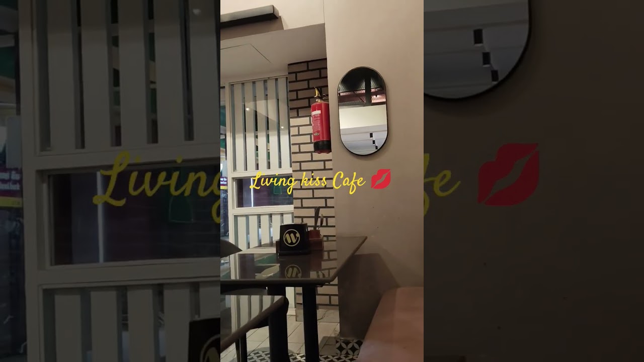 Rajendra place living case Cafe 💋👄 