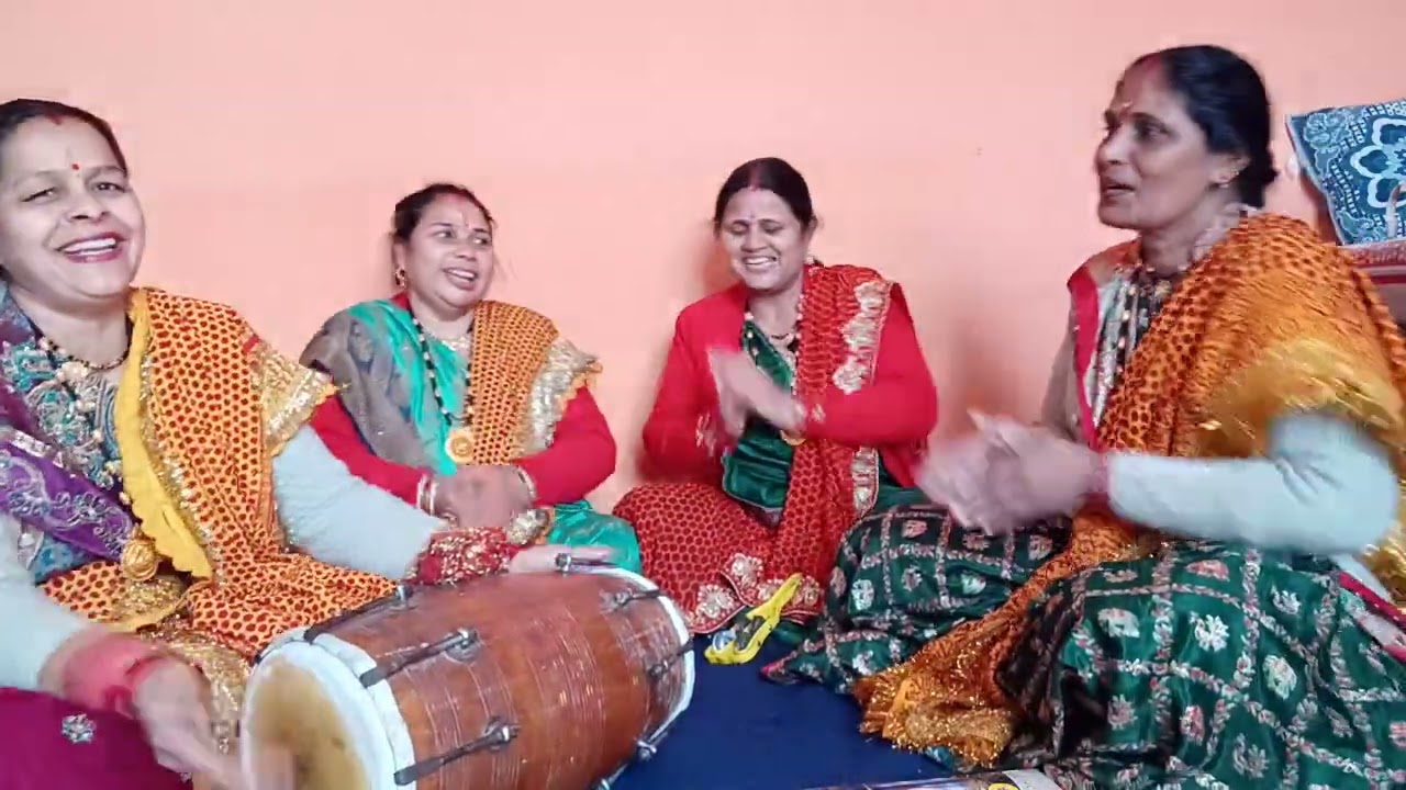 माली देने को तैय्यार भांवरा करता है बहुत प्यारा भजन 🙏🏻🌹🌷🌸🌺🪴🪴🪴