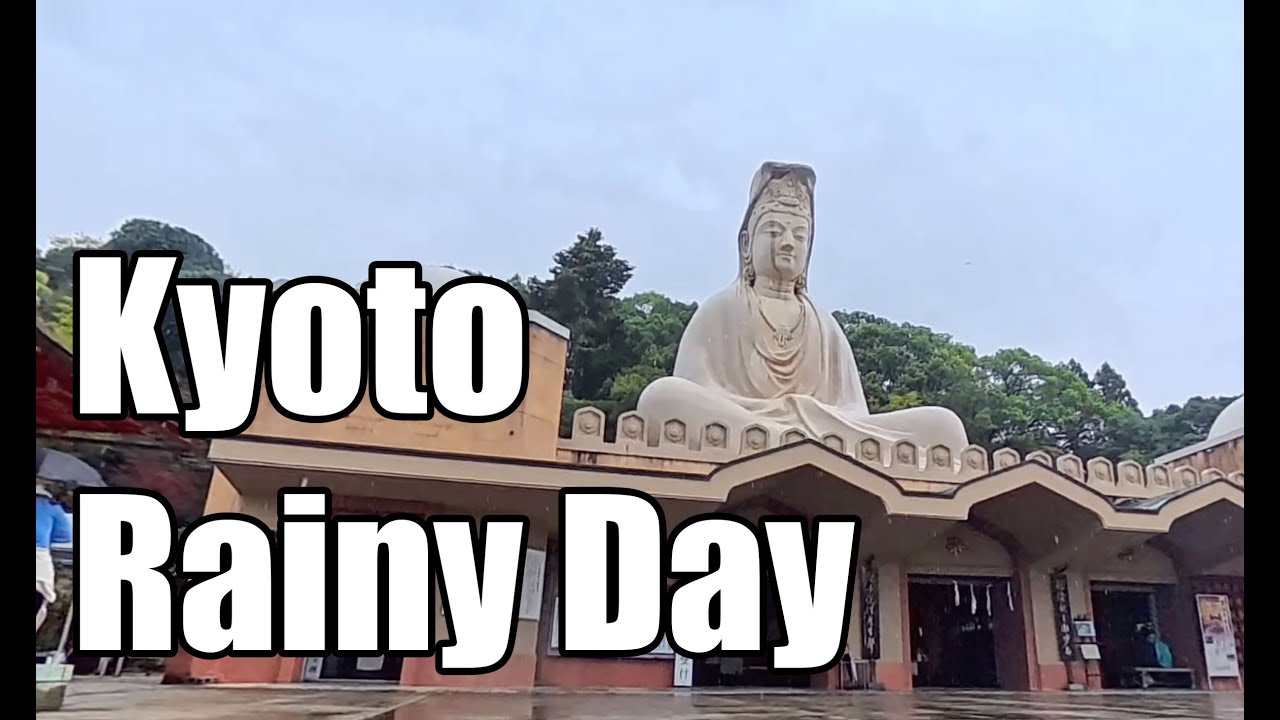 Walking Around Rainy Kyoto - Kōdaiji Temple Bamboo Forest  &  Ryozen Cemetery - Japan